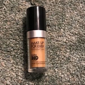 Makeup forever foundation